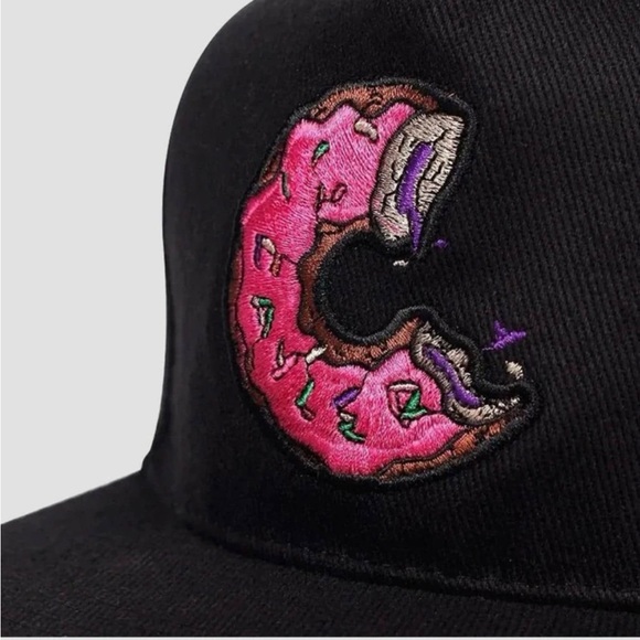 🍩 Donut Snapback Cap 🍩 - Picture 4 of 6